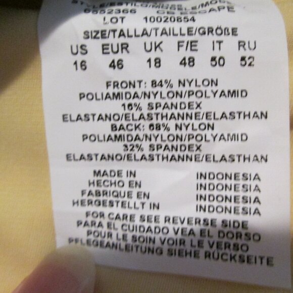 Miraclesuit Escape One Piece in Tigre Sombre NWT Sz 16 - Picture 14 of 15